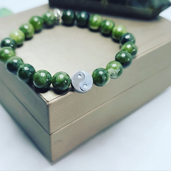 Jade bracelet - Picture 4 of 4